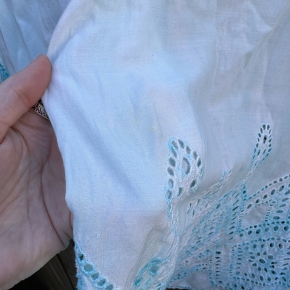 Chicos Aqua Dyed Lace-Detail Embroidered Hem Poncho Style Slouchy Tunic - Picture 9 of 11